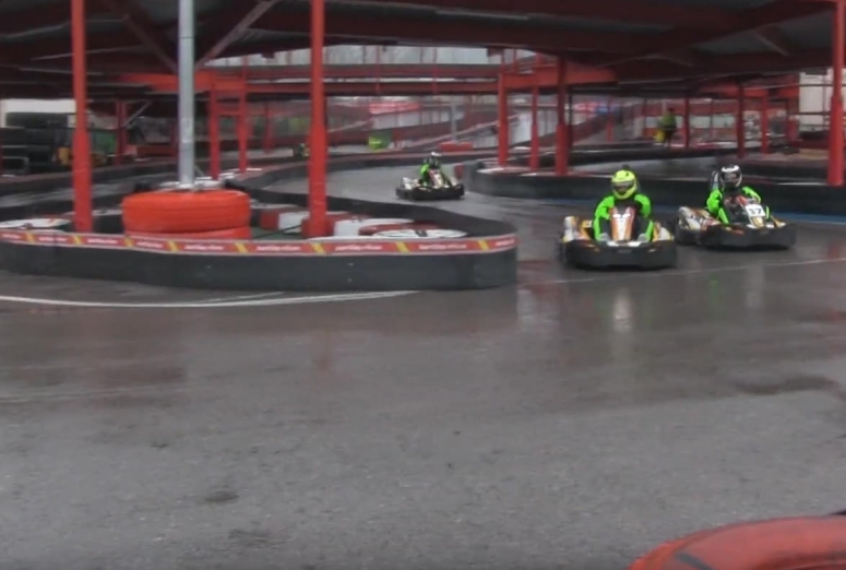 La escudería de Road House con Manuel Hernández y Guillermo Herrero ganan la I Christmas Race