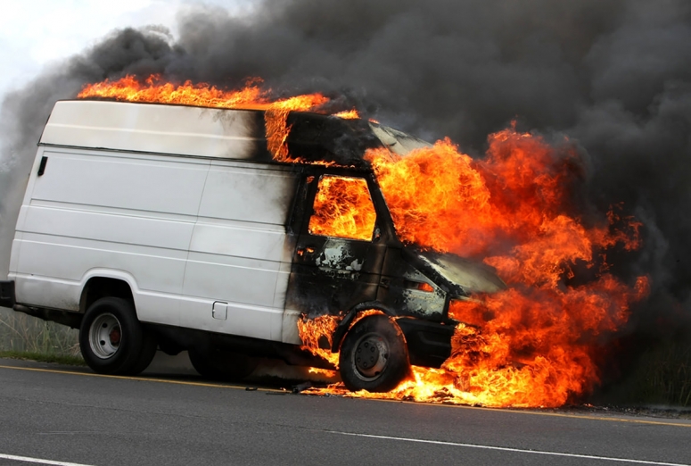 ¿Puede un coche incendiarse por una avería?