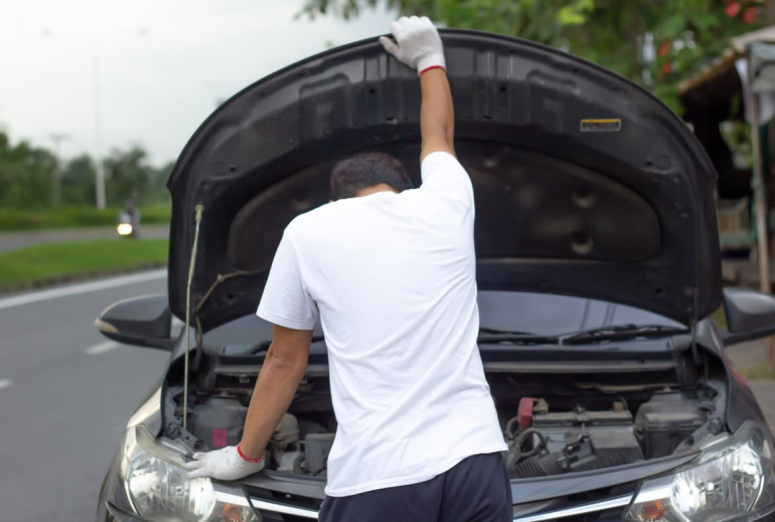 El 25% de los conductores hace algún mantenimiento en el coche por su cuenta