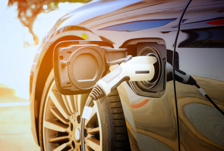 False Beliefs About Maintenance and Breakdowns of Electric Vehicles in the Workshop