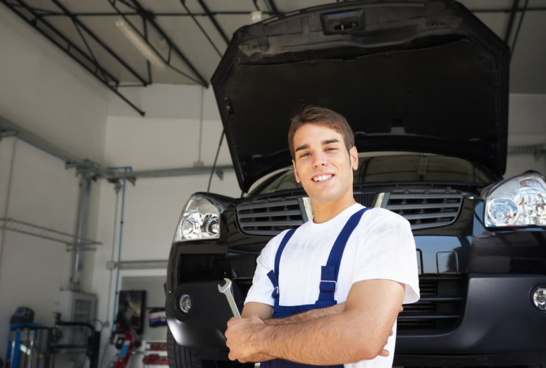 How to motivate and retain your mechanics according to their generation