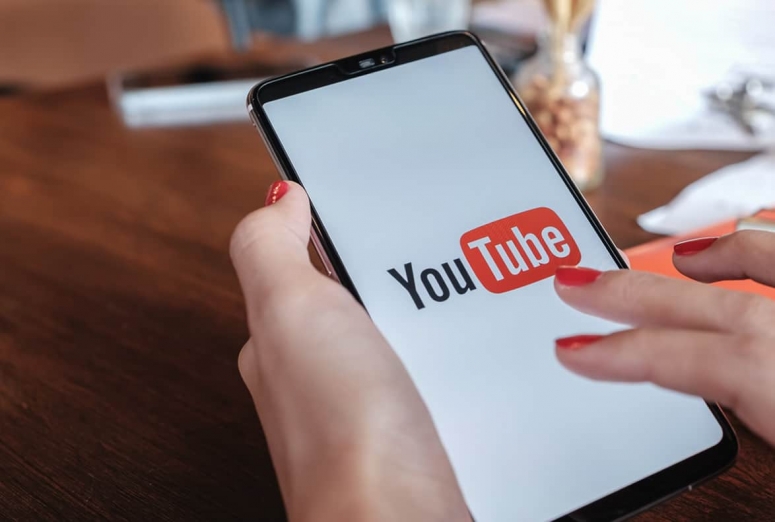 ‘Viral’ workshops: how to successfully promote yourself through video